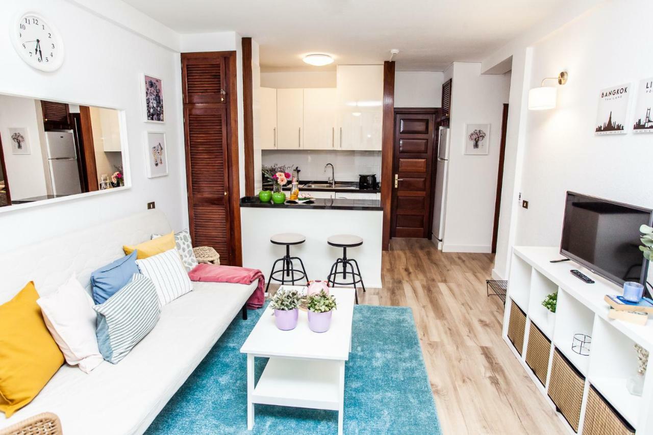 Spectacular Renovated Apartment, 5 Min To Camison Beach, With Aircon Arona  Exterior photo